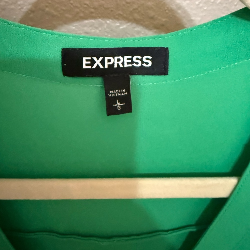 Express Blouse, size large, gently worn. - Picture 4 of 6